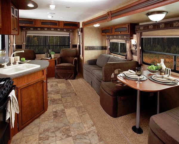 Auto, Boats & RV Cleaning